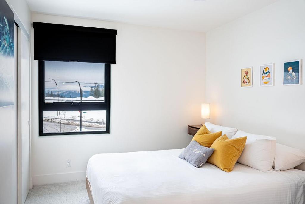 Revel In The Stoke By Revelstoke Vacations Apartment Luaran gambar